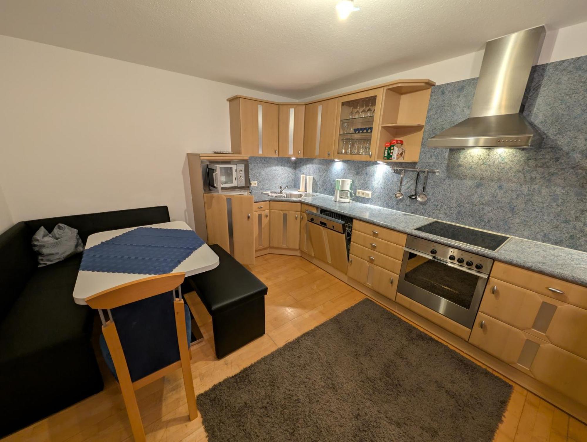 Hotel-Gasthof Zur Rose Weissenhorn Ruang foto