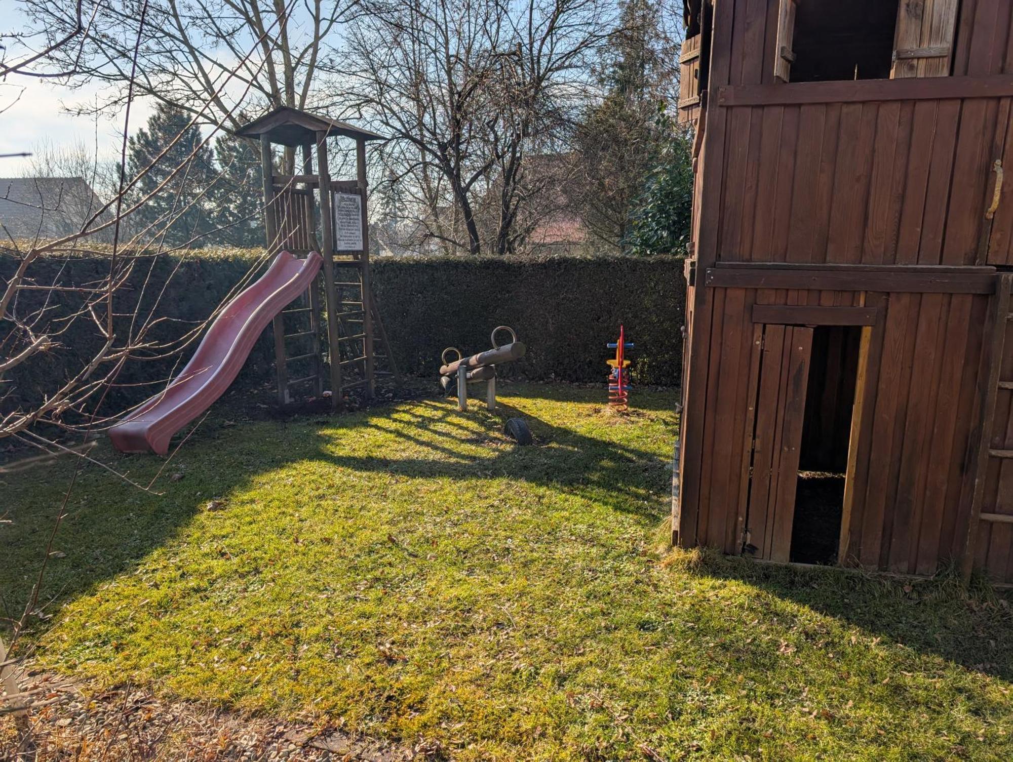 Hotel-Gasthof Zur Rose Weissenhorn Bagian luar foto